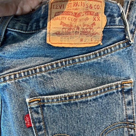 Vintage Levi’s 501 Straight Leg Jeans - Picture 6 of 8